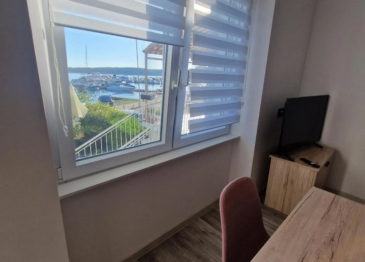 Apartments By The Sea Barbat, Rab - 23438 Rab Town