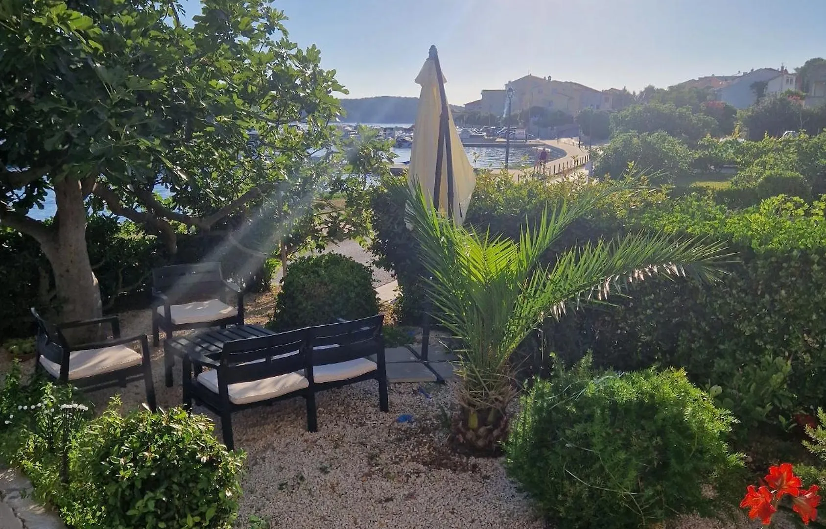 Apartments By The Sea Barbat, Rab - 23438 Rab Town